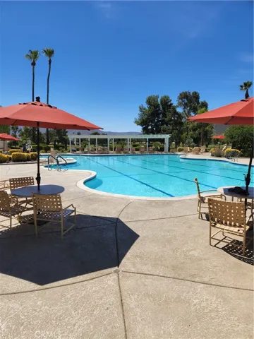 5090 Singing Hills Drive, Banning, California 92220