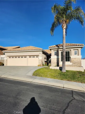 5090 Singing Hills Drive, Banning, California 92220