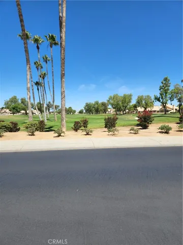 5090 Singing Hills Drive, Banning, California 92220