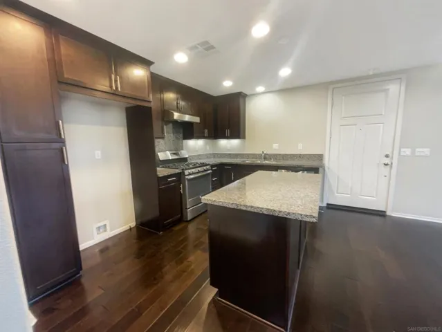 5052 Paramount Dr, San Diego, California 92123