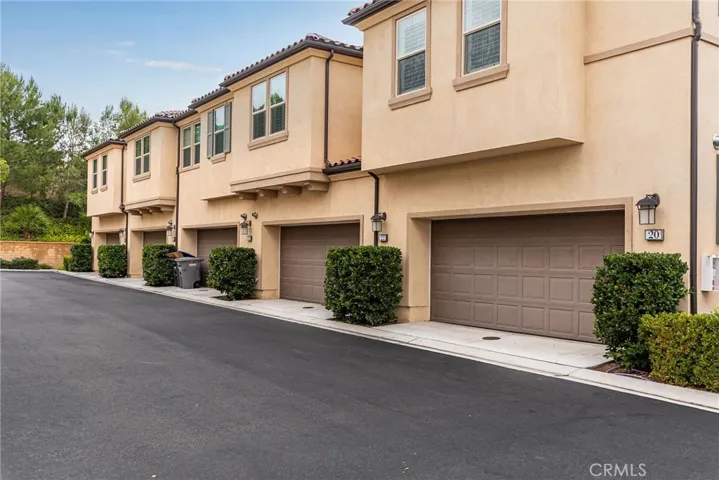 22 Savannah, Lake Forest, California 92630