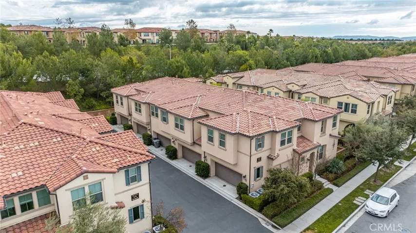 22 Savannah, Lake Forest, California 92630