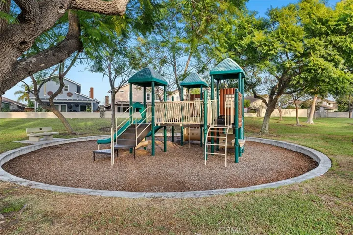 48 Sandpiper, Irvine, California 92604