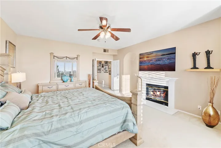 22661 Pineridge, Mission Viejo, California 92692