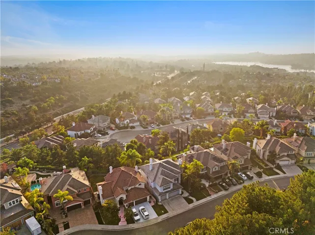 22661 Pineridge, Mission Viejo, California 92692