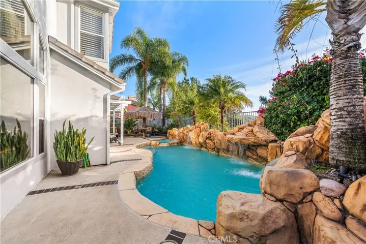 22661 Pineridge, Mission Viejo, California 92692