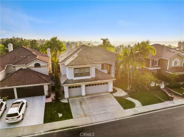 22661 Pineridge, Mission Viejo, California 92692