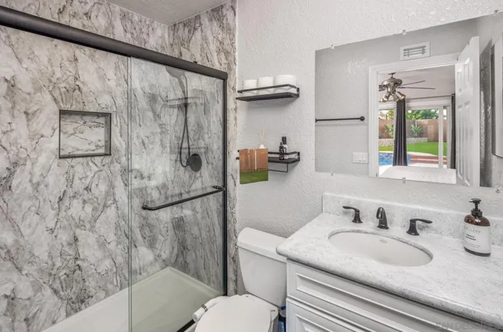 8053 Chalet Place, San Diego, California 92126