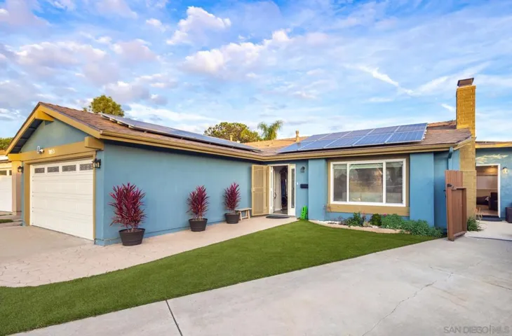 8053 Chalet Place, San Diego, California 92126