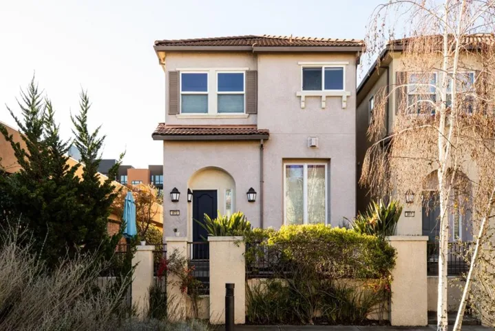 873 Neal, San Jose, California 95128