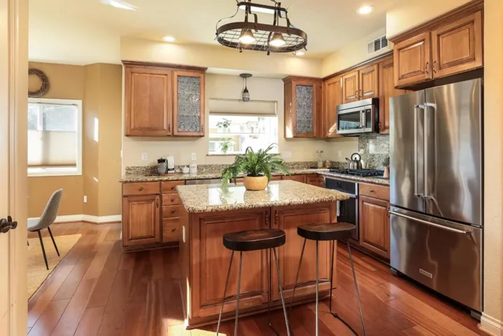 873 Neal, San Jose, California 95128