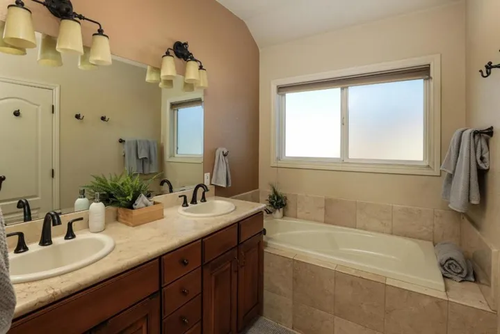 873 Neal, San Jose, California 95128