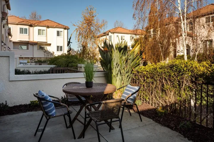 873 Neal, San Jose, California 95128