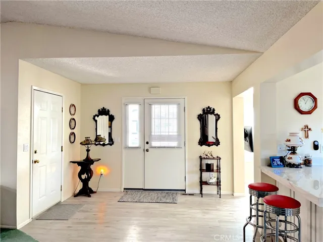 971 N Ridgeview Drive N 010, Santa Maria, California 93455