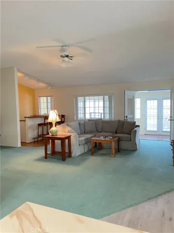 971 N Ridgeview Drive N 010, Santa Maria, California 93455