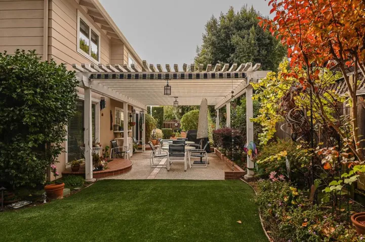2738 Ramos Court, Mountain View, California 94040