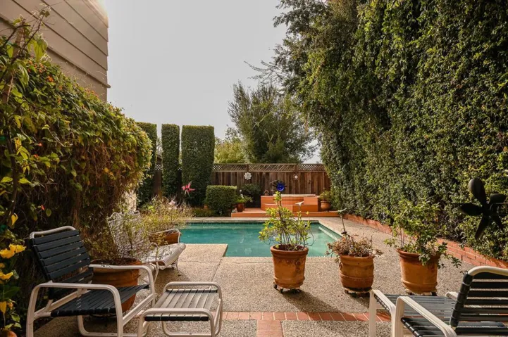 2738 Ramos Court, Mountain View, California 94040