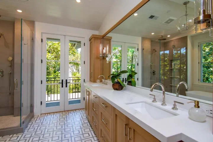 1099 Cambridge Avenue, Menlo Park, California 94025