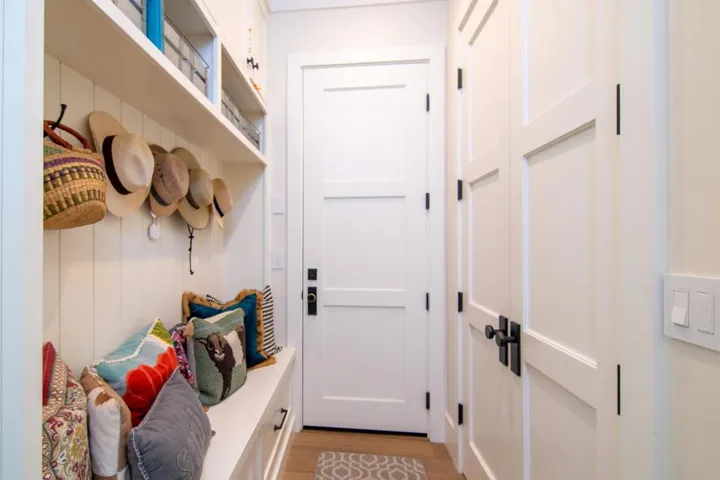 1099 Cambridge Avenue, Menlo Park, California 94025