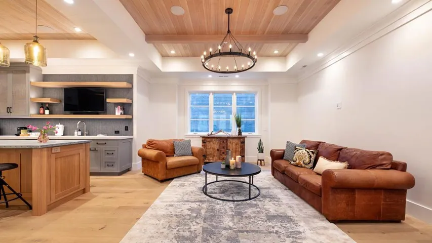 1099 Cambridge Avenue, Menlo Park, California 94025