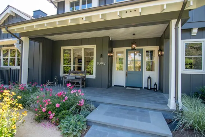 1099 Cambridge Avenue, Menlo Park, California 94025