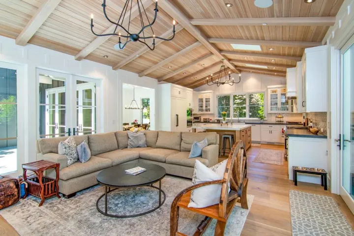 1099 Cambridge Avenue, Menlo Park, California 94025
