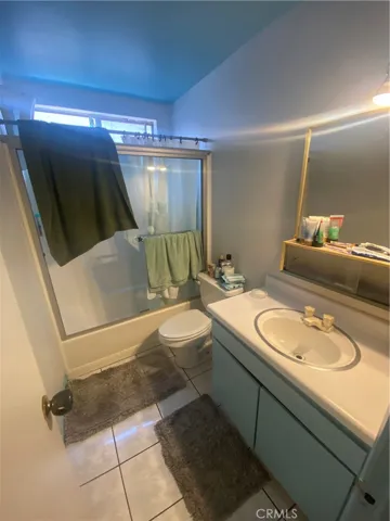 2171 Pomona Avenue, Costa Mesa, California 92627