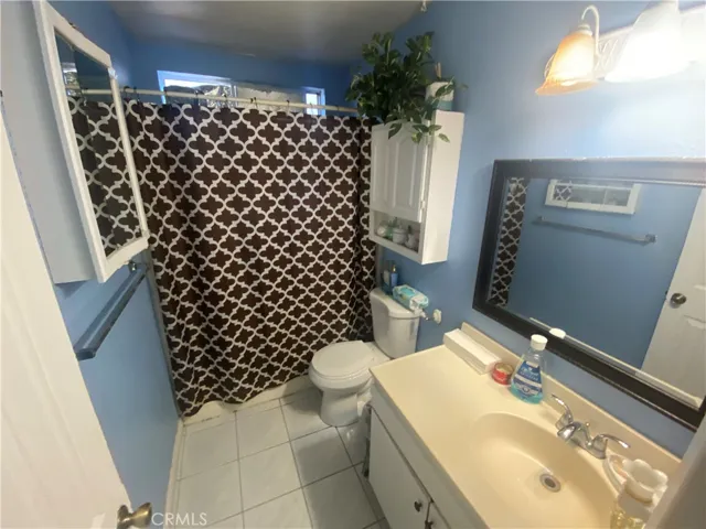 2171 Pomona Avenue, Costa Mesa, California 92627
