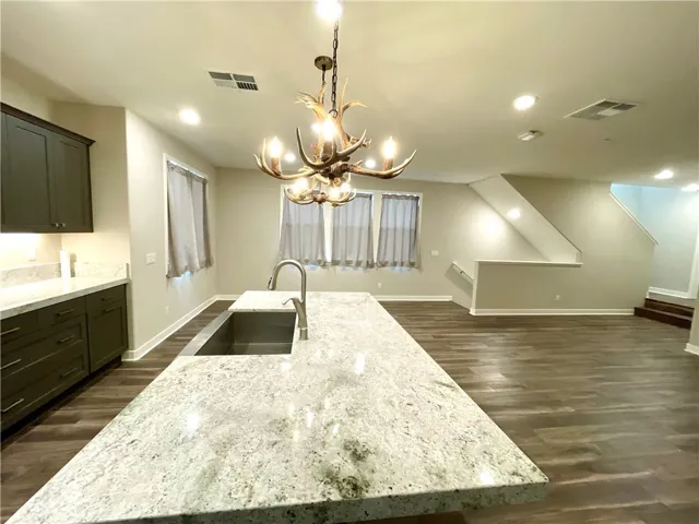 2 Landings Street, Pomona, California 91766