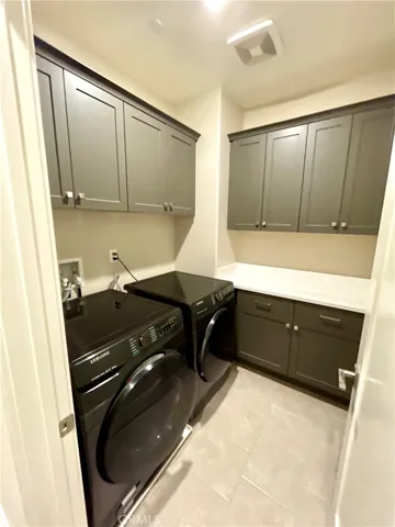 2 Landings Street, Pomona, California 91766