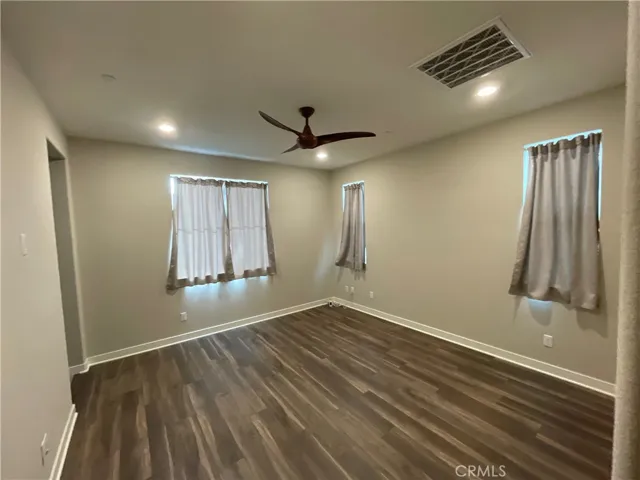 2 Landings Street, Pomona, California 91766