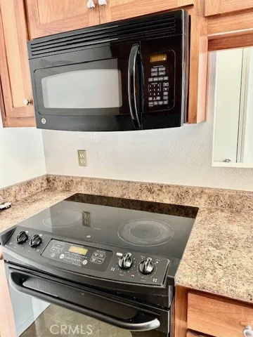 Stove/Microwave