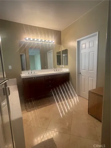 Walk in closet
