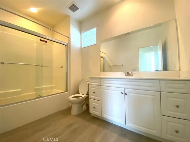 13088 58th Street, Eastvale, California 92880