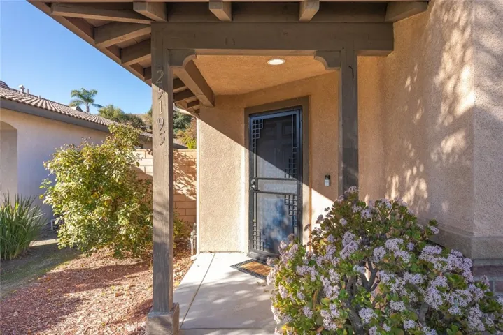 29195 Ocotillo Drive, Lake Elsinore, California 92530