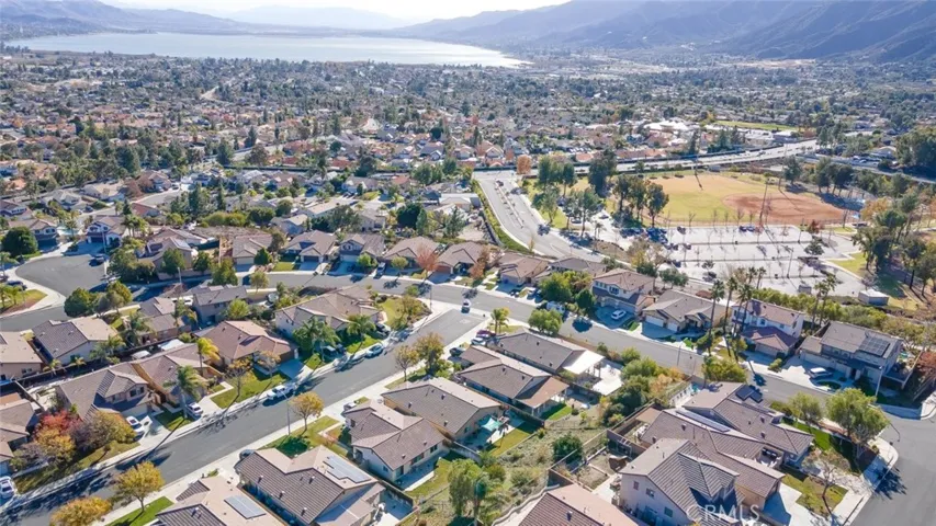 29195 Ocotillo Drive, Lake Elsinore, California 92530