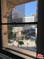 727 W 7th Street 510, Los Angeles, California 90017