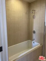 727 W 7th Street 510, Los Angeles, California 90017