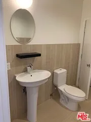 727 W 7th Street 510, Los Angeles, California 90017