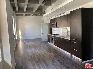 727 W 7th Street 510, Los Angeles, California 90017
