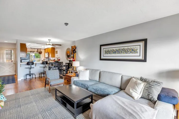 156 S Kihridge, Encinitas, California 92024