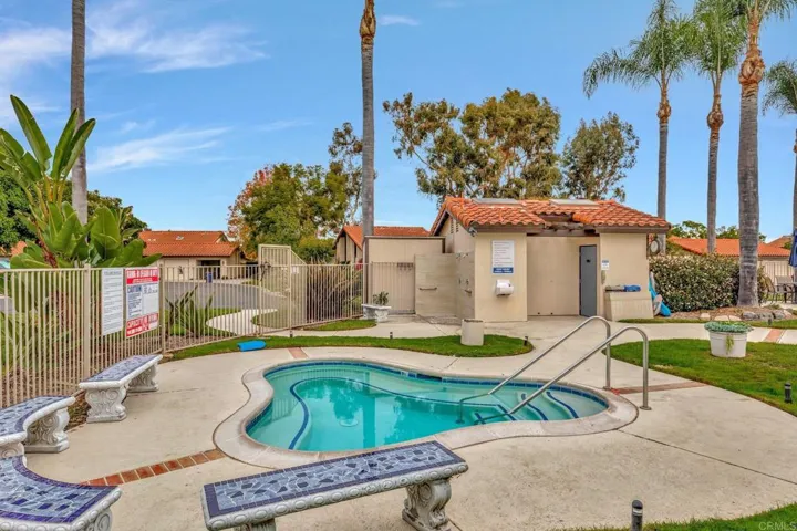 156 S Kihridge, Encinitas, California 92024