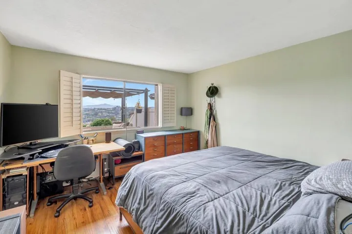 156 S Kihridge, Encinitas, California 92024