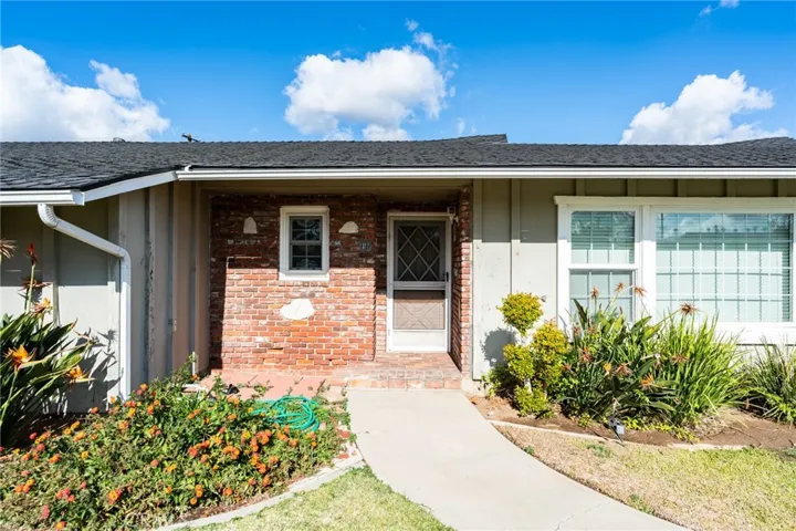 419 Las Riendas Drive, Fullerton, California 92835