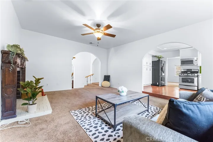 1425 East Road, La Habra Heights, California 90631