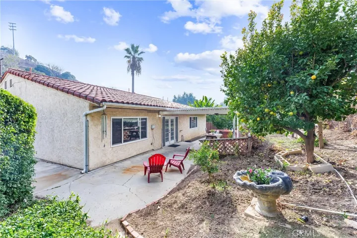1425 East Road, La Habra Heights, California 90631