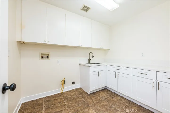 16615 Greene Circle, Riverside, California 92504