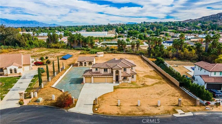 16615 Greene Circle, Riverside, California 92504