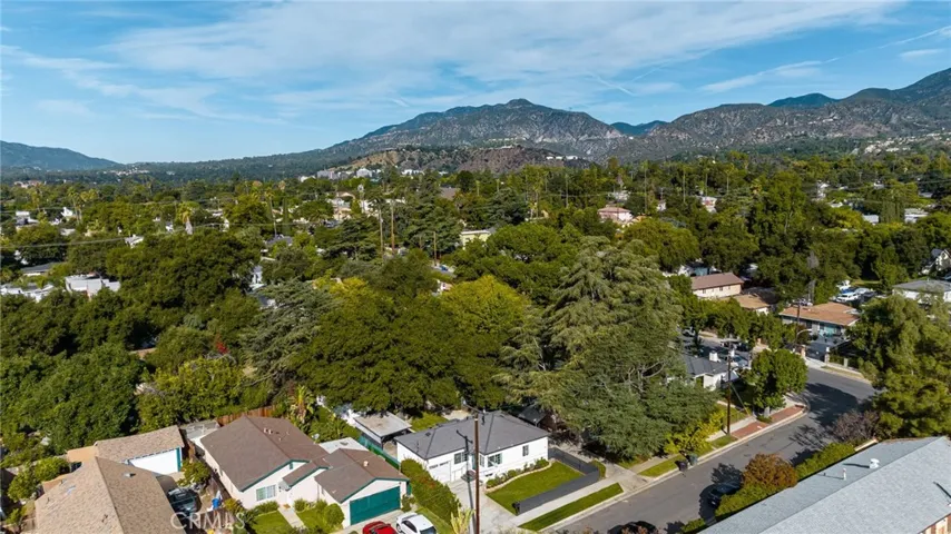 2485 Grandeur Avenue, Altadena, California 91001