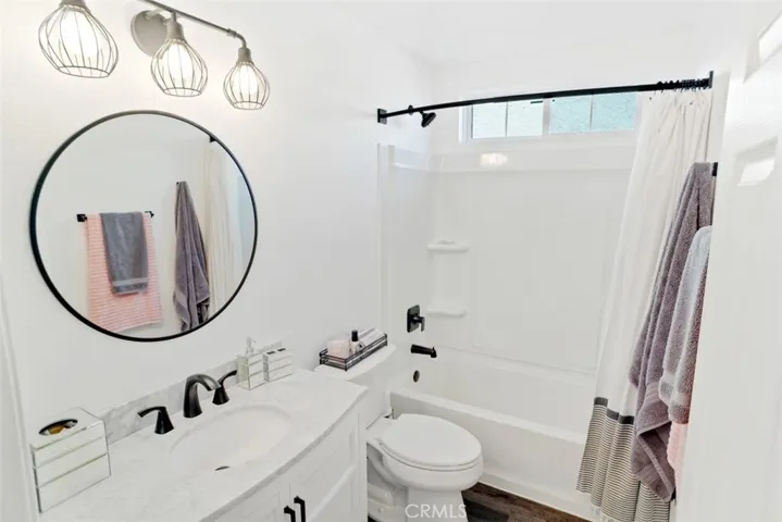 28102 Bobwhite Circle 3, Saugus, California 91350
